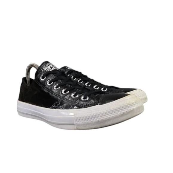 Converse Shoes Womens 7 Sneakers Chuck Taylor Patent Leather All Star Black Low - Picture 1 of 13